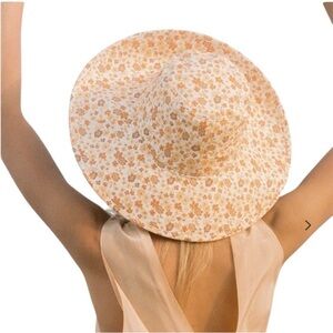 Lack of Color Holiday Bucket Hat Peach Bloom Oversized 100% Cotton Canvas UPF 50